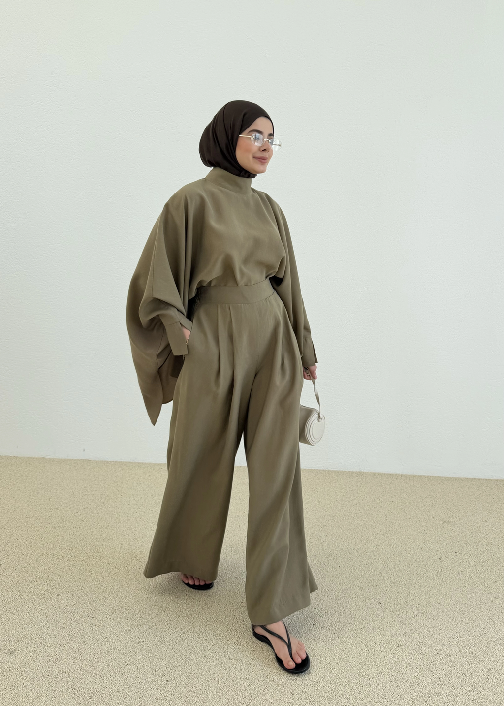 The Layer Set in Olive - REVA Essentials 01