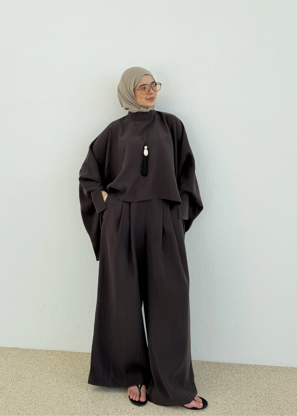 The Layer Set in Brown - REVA Essentials 01